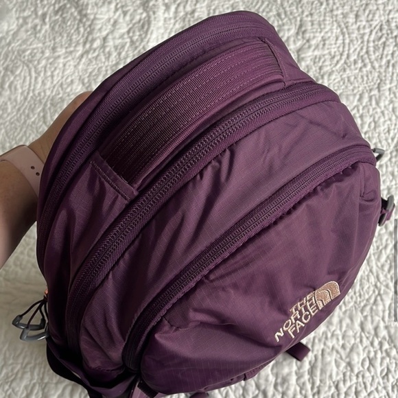 The North Face Recon Backpack - Picture 10 of 11